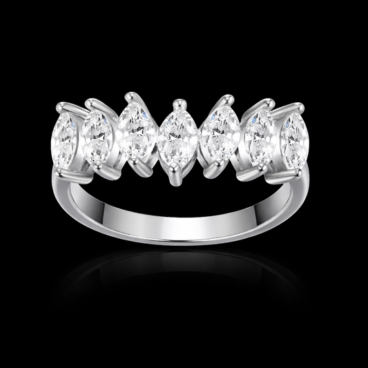 Lumière Marquise Ring