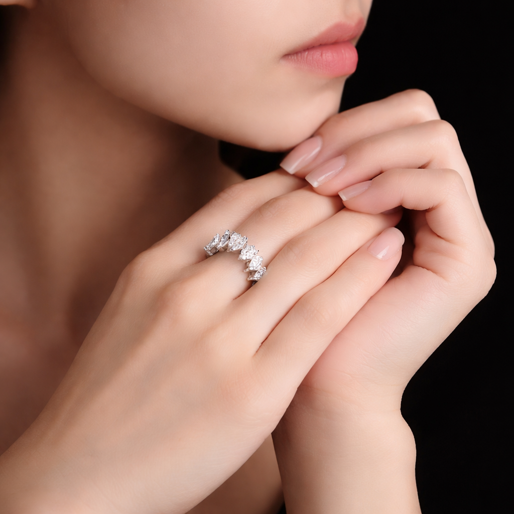 Lumière Marquise Ring