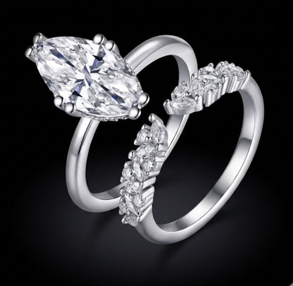 S925 marquise ring med moissanite ädelsten. Mer sparkar och glitter än en diamant. Kan användas som förlovningsring alternativt promisering. 