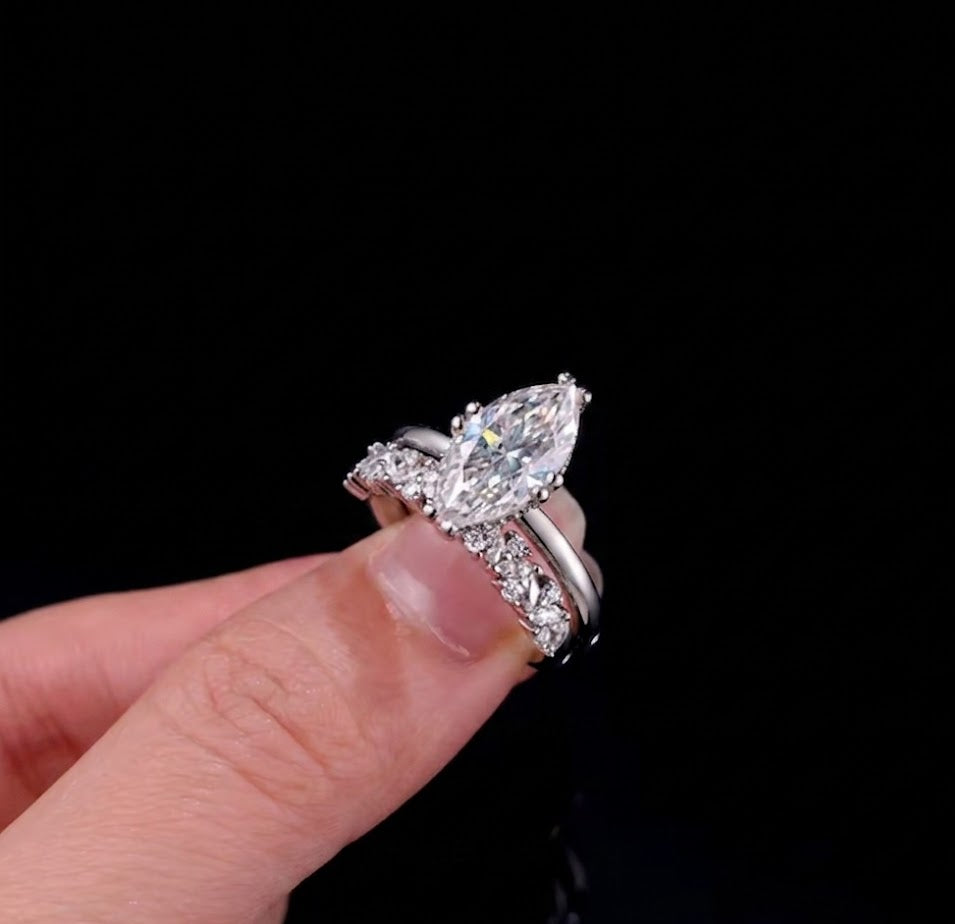Velora Ring